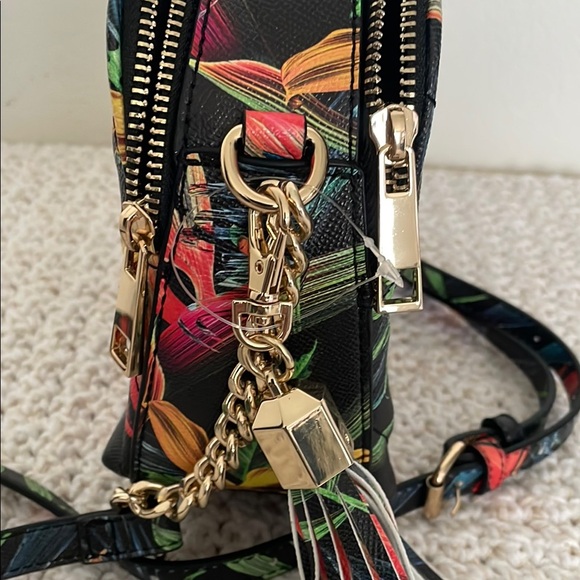 Aldo Tropical Print Crossbody Bag - Picture 8 of 9